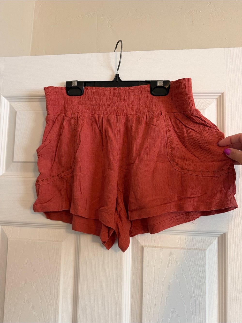 Prana Rust Red Smocked Waist Athletic Shorts
